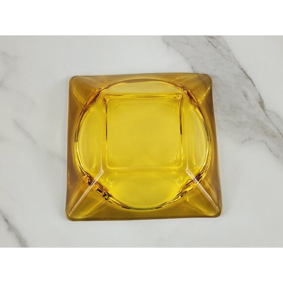 Mid Century Ashtray Square Amber Glass 4 3/4" Yellow Glass Art 70's Home Decor - Picture 8 of 10